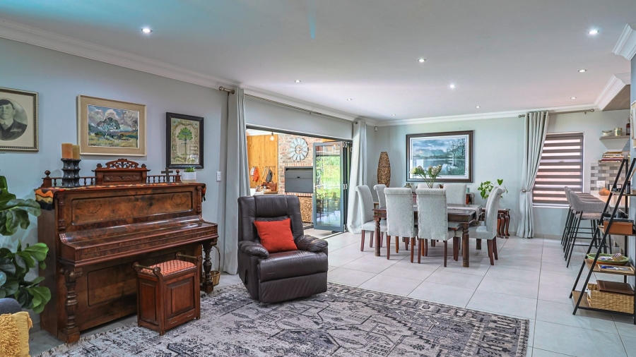 3 Bedroom Property for Sale in Boschdal North West